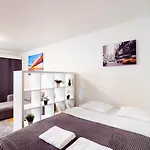 Center 3-room Apartment, Parking Apartment
