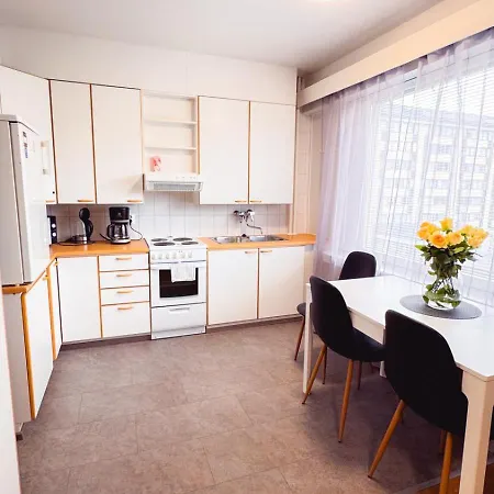 Apartment Center 3-room Apartment, Parking Oulu